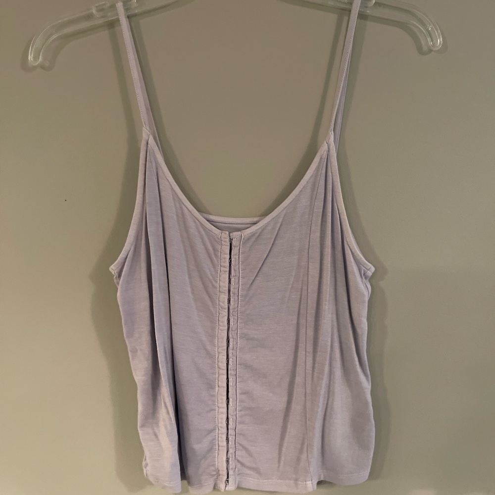 AEO eyelet tank